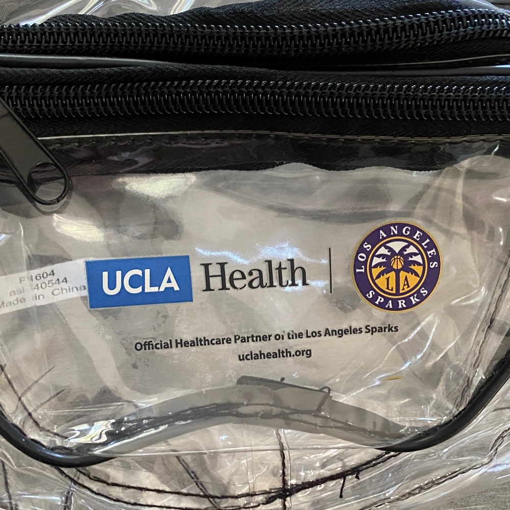 Clear Fanny pack - Picture 2 of 2